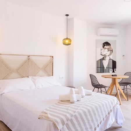 Apartment Carihuela Beach Malaga Torremolinos Esterno foto